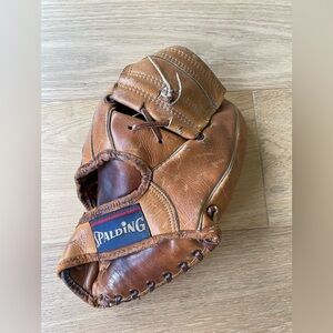 Vintage 1950’s Al Dark leather glove